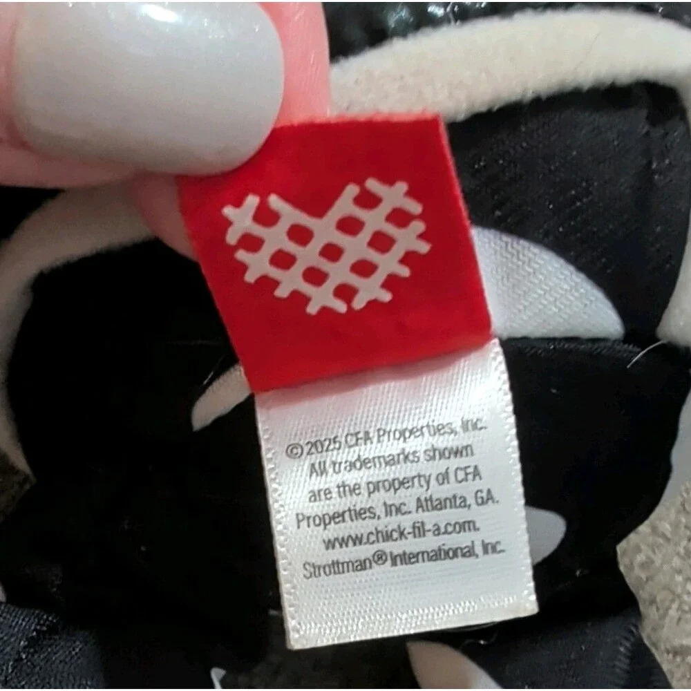 Chick-fil-A Holiday 2025 Plush Cow Doll Toy Snow Day Christmas 9